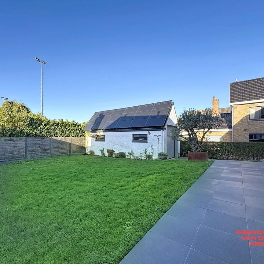 Ruime alleenstaande villa met grote tuin en veranda - Foto 1