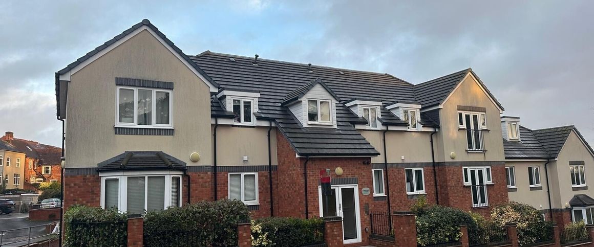 2 bedroom flat to rent - Photo 1