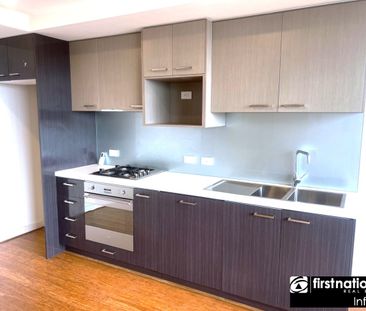 Excellent Location, Great size, Convenience is the key - Photo 3