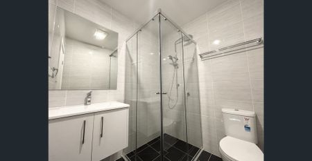 Modern Comfort & Style in a Prime Gledswood Hills Location - Photo 5