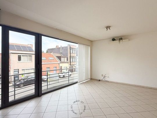 Ruim duplexappartement met terras en garage in Beveren - Foto 1