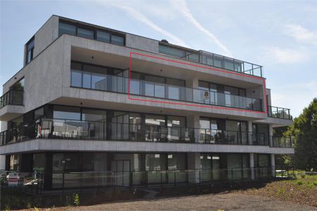 Lichtrijk appartement met 2 slaapkamers in Bilzen - Photo 3