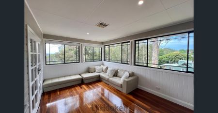 SPACIOUS MODERN 3-BEDROOM HOME - TINGIRA HEIGHTS, NSW - Photo 2