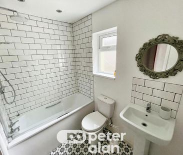 4 bedroom property to rent - Photo 3