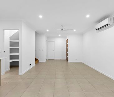 TOWNHOUSE FOR RENT IN HELENSVALE - Photo 1