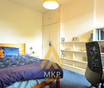 4 bedroom terraced house to rent - Photo 2