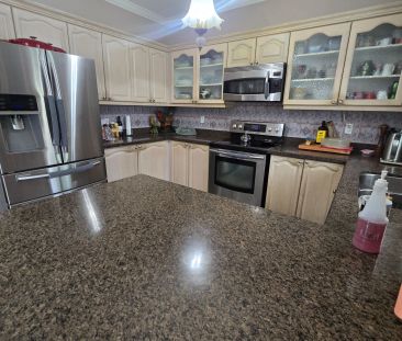 19 Red Plant Crescent #Upper Bedroom - Photo 6