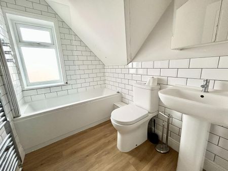 2 bedroom apartment to rent - Photo 5