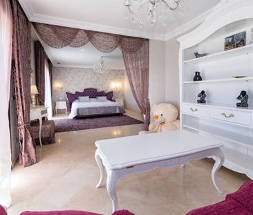 Luxury Villa for rent in Marbella, Andalusia - Photo 6