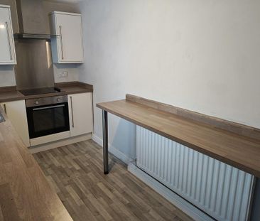 2 bedroom terraced house to rent - Photo 6