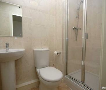 3 bedroom property to rent in Bolton - Photo 4