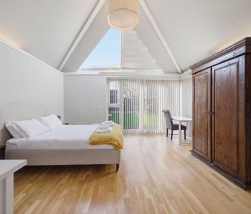 3 bedroom flat to rent - Photo 4