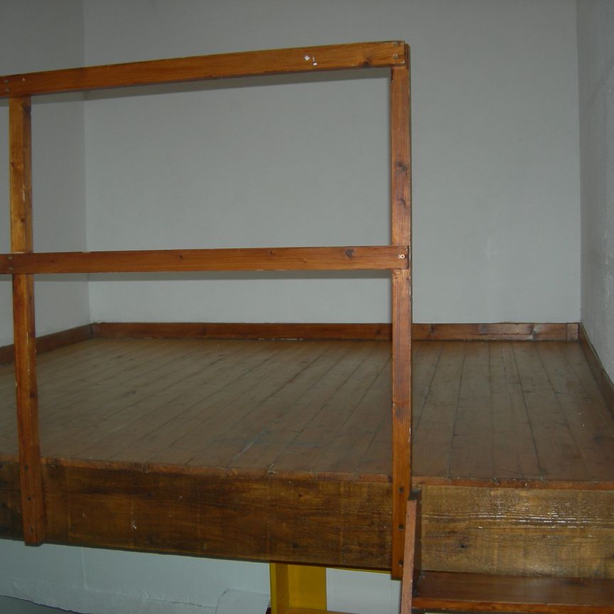 Location Appartement 3 pièces 83m² CARPENTRAS 84200 - Photo 1