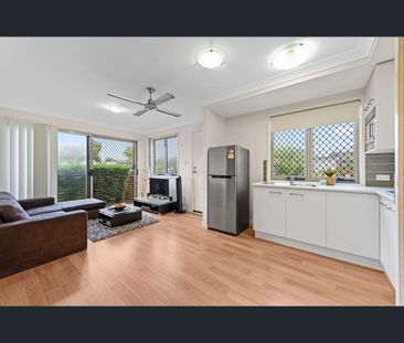 17 Moreton St, Fitzgibbon, Qld 4018 - Photo 1