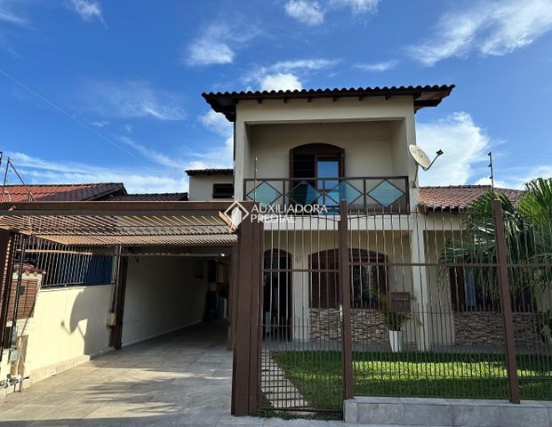 Apartamento com 3 quartos e 220m² para alugar em Parque Santa Fé, Porto Alegre. - Foto 1