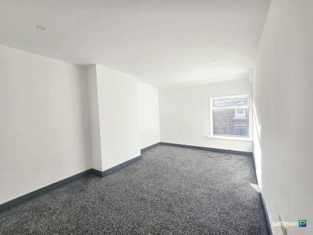 2 bed terraced house to rent in NE63 - Photo 3
