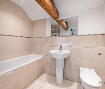 2 bedroom terraced house to rent - Photo 5