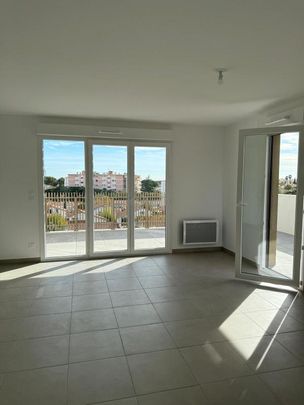 Location Appartement 3 pièces 63m² MONTPELLIER 34000 - Photo 1
