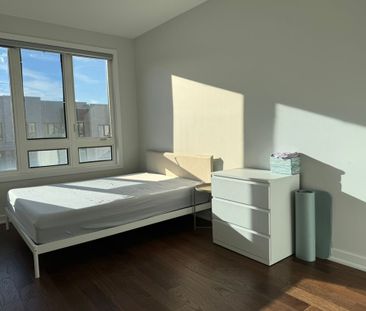 For Lease - 11 Denarius Crescent, Richmond Hill, Ontario - Photo 2