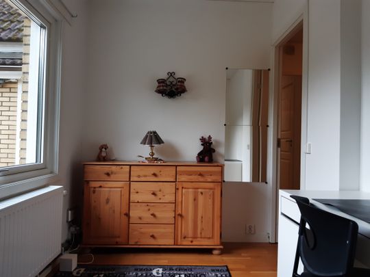 Ålyckevägen, Segeltorp - Foto 1