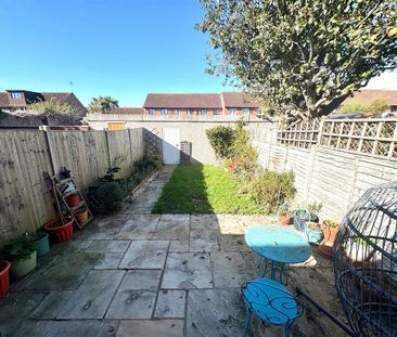 2 bedroom property to rent - Photo 2