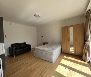 House share to rent - Photo 6