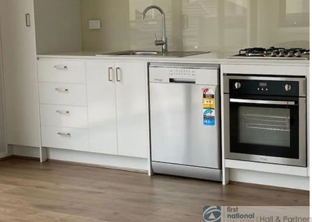 Modern Townhouse In Great Location - Photo 5