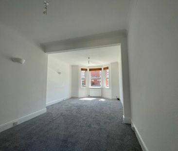 2 bedroom house to rent Broomfield Street, Eastbourne, BN21 - Photo 2