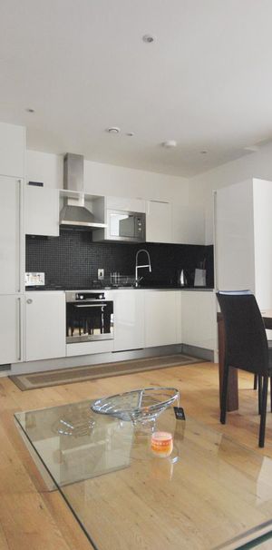 Melrose Apartments, Winchester Road, London NW3 - Photo 1