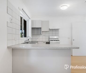 Room to Move - Large Backyard & Entertainer's Patio - Photo 4