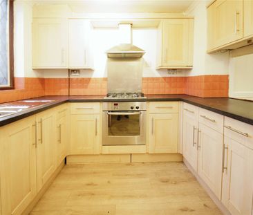 3 bedroom house to rent - Photo 3