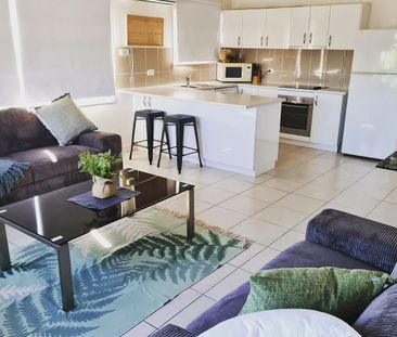 OUTSTANDING SELF CONTAINED DUPLEX UNIT WITH IT'S OWN YARD &mldr; PE... - Photo 3