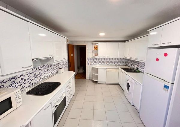 Calle de Santa Cruz de Marcenado, Madrid, Community of Madrid 28015