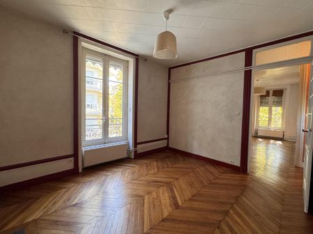 Location Appartement 3 pièces 63m² LYON 4ème - Photo 3