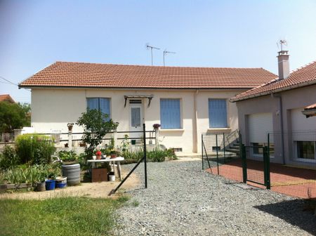 Location Appartement 3 pièces 54m² FEURS 42110 - Photo 5