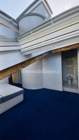 Bilocale via Principe Di Montfort 4, Città Vecchia, Trieste - Photo 4