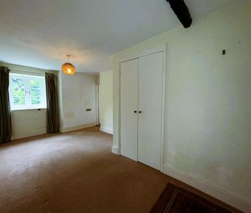 2 bedroom semi-detached house to rent - Photo 2