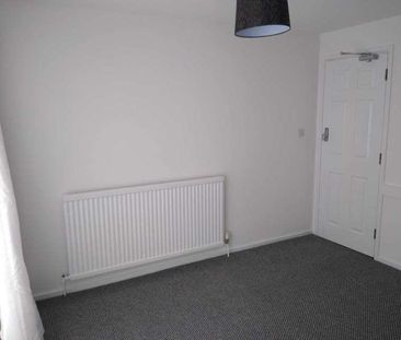 Arbour View Court, Northampton, NN3 - Photo 3