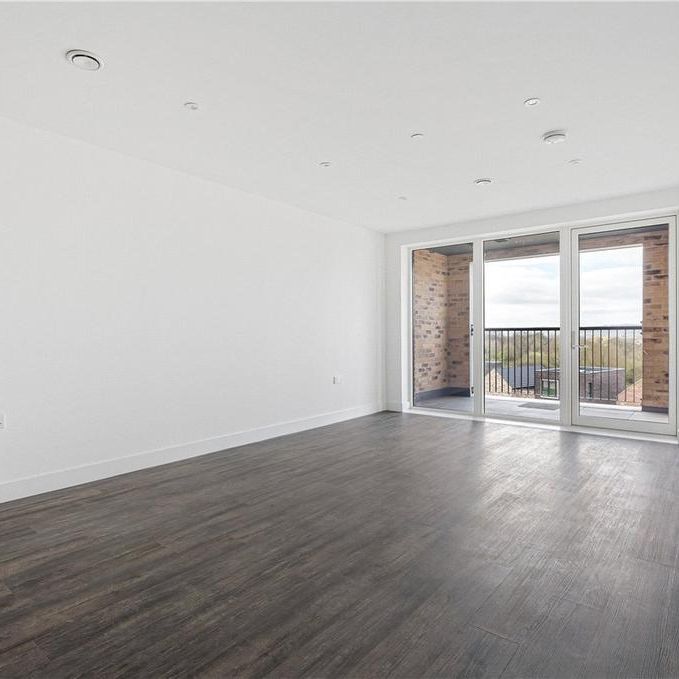 3 bedroom apartment to rent - Photo 1