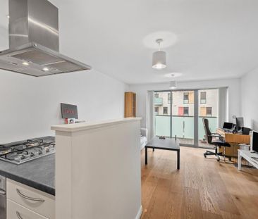 1 bedroom flat to rent - Photo 6