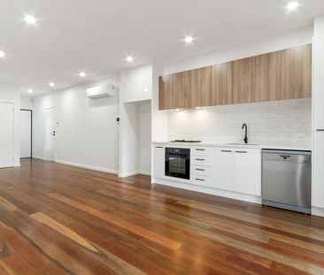 Comfortable Living - Photo 5