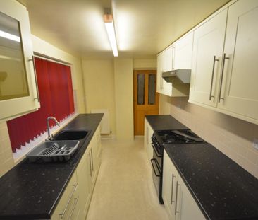 2 bed House - Terraced for Rent - Photo 3