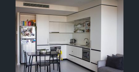 APARTMENT ON HARBOURS EDGE - Photo 5