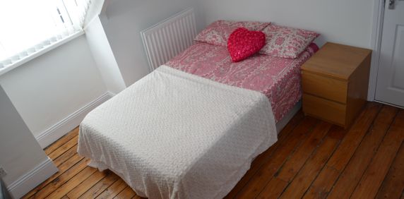 Simonside Terrace - Photo 2