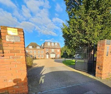 High Road, Fobbing, SS17 - Photo 3