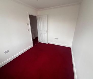 2 bedroom semi-detached house to rent - Photo 2