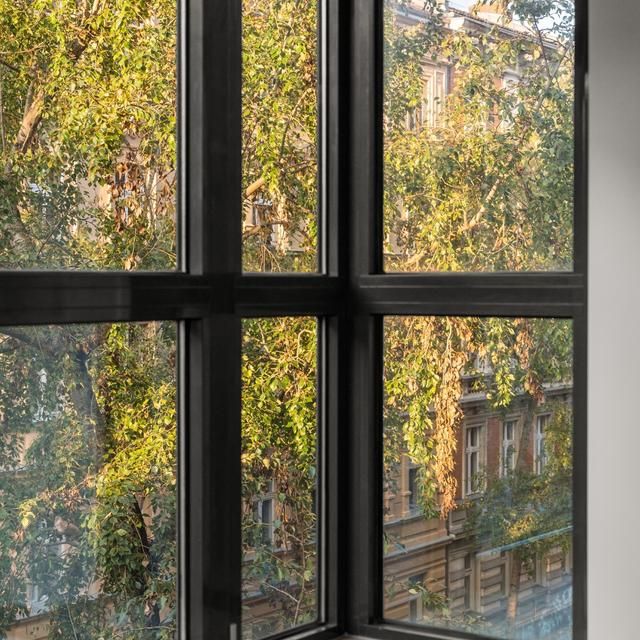 Charlottenburg: Renoviertes 2-Zimmer-Apartment - Photo 1