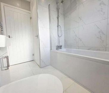 Windsor Court, N14 - Photo 5