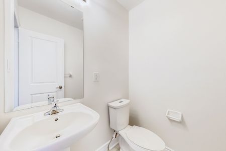 For Lease - 220 Tennant Circle, Vaughan, Ontario - Photo 2