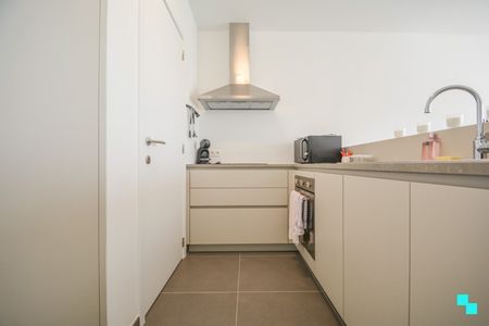Appartement met 2 slaapkamers en een zuidwestgericht terras - Photo 3